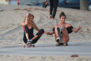 Stella Maxwell Nude, Taylor Hill Sexy - TheFappeningBlog.com 22.jpg