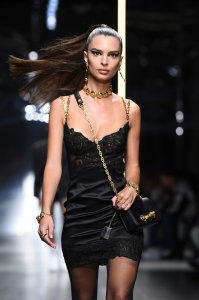 Emily Ratajkowski Sexy - TheFappeningBlog.com 10.jpg