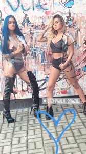 Tati Zaqui Sexy & Topless - TheFappeningBlog.com 10.jpg