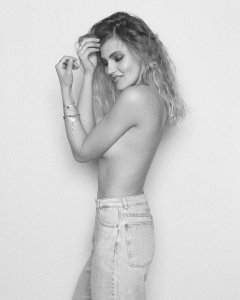 Elena Carriere Nude Sexy   TheFappeningBlog.com 44.jpg