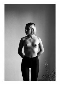 Ekka Nude   TheFappeningBlog.com 4.jpg