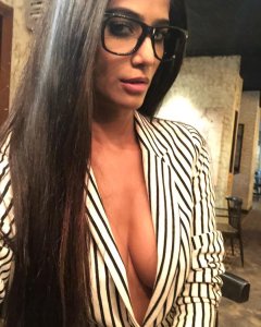 Poonam Pandey Sexy Topless   TheFappeningBlog.com 3.jpg