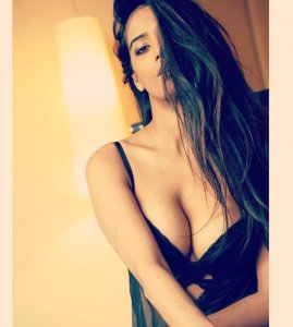 Poonam Pandey Sexy Topless   TheFappeningBlog.com 27.jpg