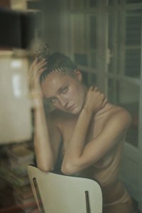 Liza Gladkaya Nude   TheFappeningBlog.com 5.jpg