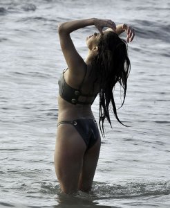 Rhianne Saxby Sexy   TheFappeningBlog.com 38.jpg