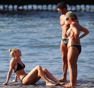 Anna Heinrich Sexy   TheFappeningBlog.com 33.jpg