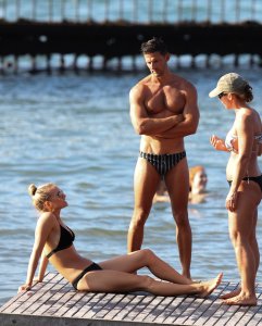 Anna Heinrich Sexy   TheFappeningBlog.com 37.jpg