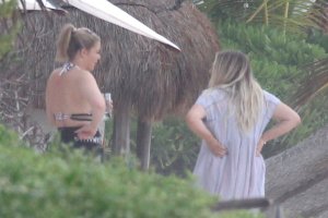 Lauren Alaina Sexy   TheFappeningBlog.com 4.jpg