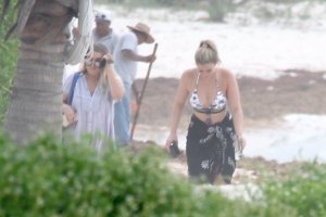 Lauren Alaina Sexy   TheFappeningBlog.com 9.jpg