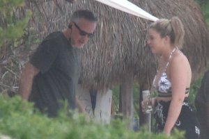 Lauren Alaina Sexy   TheFappeningBlog.com 11.jpg