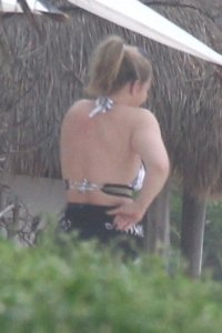 Lauren Alaina Sexy   TheFappeningBlog.com 15.jpg