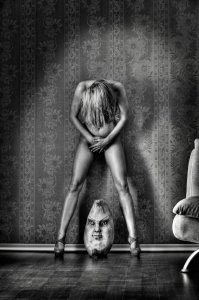 0028222811138 17 Sobre la Luna TheFappeningBlog.com 18.jpg