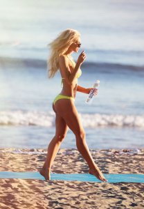 Anna Katharina Sexy TheFappeningBlog.com 10.jpg