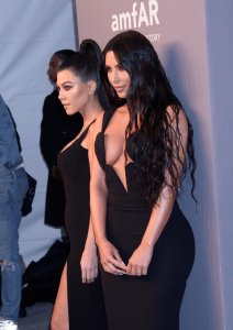 Kim Kardashian & Kourtney Kardashian Sexy TheFappeningBlog.com 8.jpg