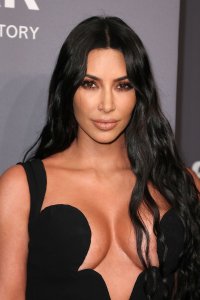 Kim Kardashian & Kourtney Kardashian Sexy TheFappeningBlog.com 67.jpg