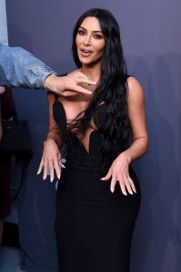 Kim Kardashian & Kourtney Kardashian Sexy TheFappeningBlog.com 83.jpg