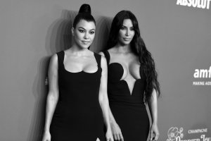 Kim Kardashian & Kourtney Kardashian Sexy TheFappeningBlog.com 97.jpg