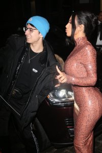 Kim Kardashian Sexy TheFappeningBlog.com 21.jpg