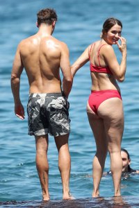 Laura Byrne Sexy TheFappeningBlog.com 40.jpg