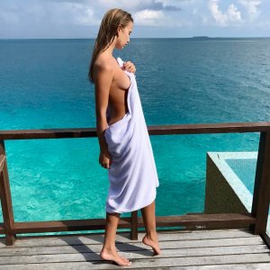 Katya Nizhegorodtseva Nude & Sexy TheFappeningBlog.com 70.jpg