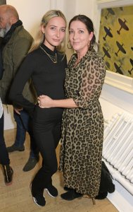 Paris Nude book TheFappeningBlog.com 3.jpg Paris Nude book TheFappeningBlog.com 3.jpg