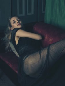 Nikola Vildova  Nude TheFappeningBlog.com 3.jpg