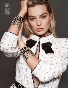 Margot Robbie Sexy TheFappeningBlog.com 5.jpg