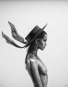 Zoe Barnard  Nude TheFappeningBlog.com 3.jpg