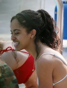 Malia Obama Sexy TheFappeningBlog.com 65.jpg