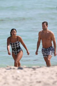 Hannah Bronfman Sexy TheFappeningBlog.com 6.jpg