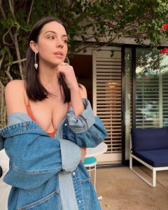 Adelaide Kane TheFappeningBlog.com 1.jpg
