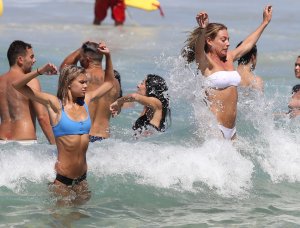 Lisa Clark & Elizabeth Jamrozy Sexy TheFappeningBlog.com 40.jpg