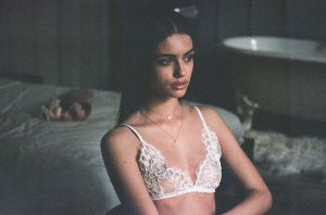 Elle Trowbridge Nude Sexy TheFappeningBlog.com 13.jpg