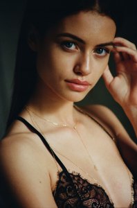 Elle Trowbridge Nude Sexy TheFappeningBlog.com 27.jpg