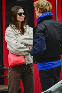 Emily Ratajkowski Sexy - TheFappeningBlog.com 3.jpg