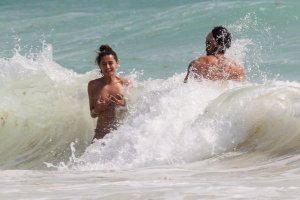 Shibani Dandekar Sexy TheFappeningBlog.com 5.jpg