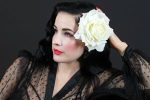 Dita-Von-Teese-Sexy-48.jpg