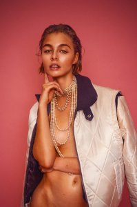 Alice Riley Nude - TheFappeningBlog.com 2.jpg