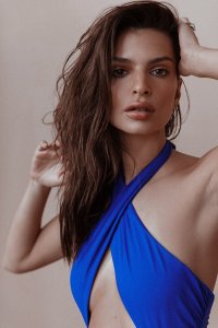 Emily Ratajkowski Sexy Topless TheFappeningBlog.com 12.JPG