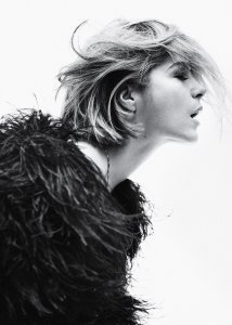 Selma Blair Topless & Sexy - TheFappeningBlog.com 2.jpg