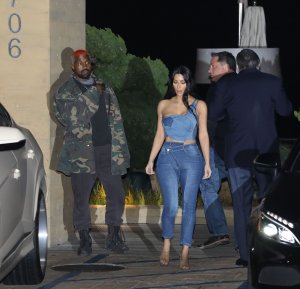 Kim Kardashian Sexy TheFappeningBlog.com 11.JPG