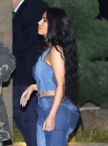 Kim Kardashian Sexy TheFappeningBlog.com 29.JPG