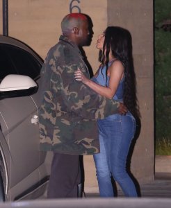 Kim Kardashian Sexy TheFappeningBlog.com 55.jpg