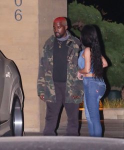 Kim Kardashian Sexy TheFappeningBlog.com 58.jpg