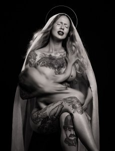 Leah Jung Nude TheFappeningBlog.com 5.jpg