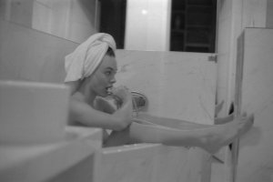 Kasia Kmiotek  Nude TheFappeningBlog.com 2.jpg