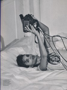 Emily Ratajkowski Sexy TheFappeningBlog.com 4.jpg