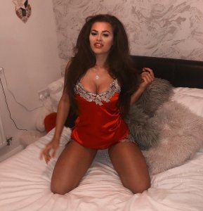 Rhianne Saxby Sexy TheFappeningBlog.com 47.jpg