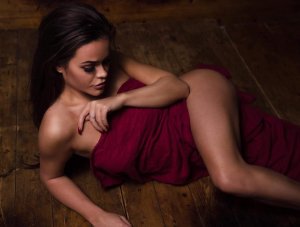 Rhianne Saxby Sexy TheFappeningBlog.com 87.jpg