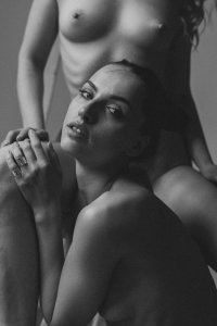 Ole Yankovska and Anna Grabowska Nude TheFappeningBlog.com 1.jpg